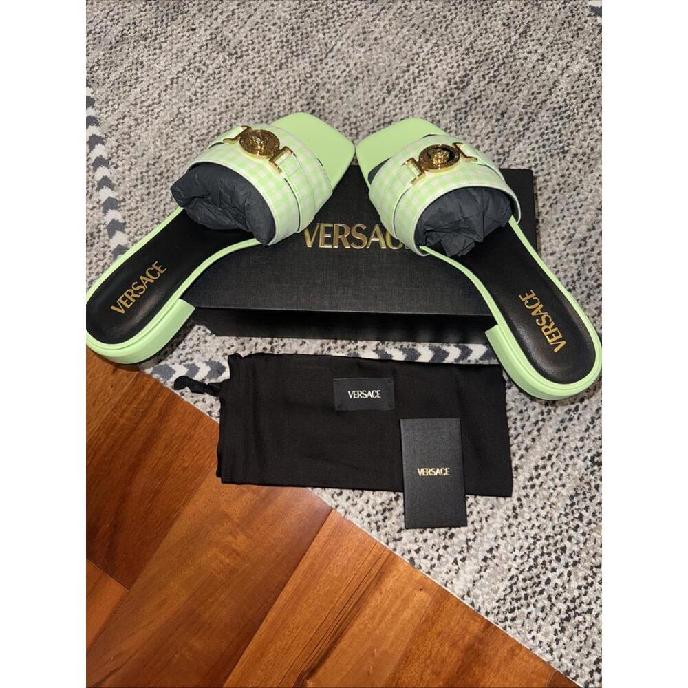 BNWT Versace La Medusa Women’s Flats Mint White Size 39.5 US 9.5 $900 - Picture 5 of 5